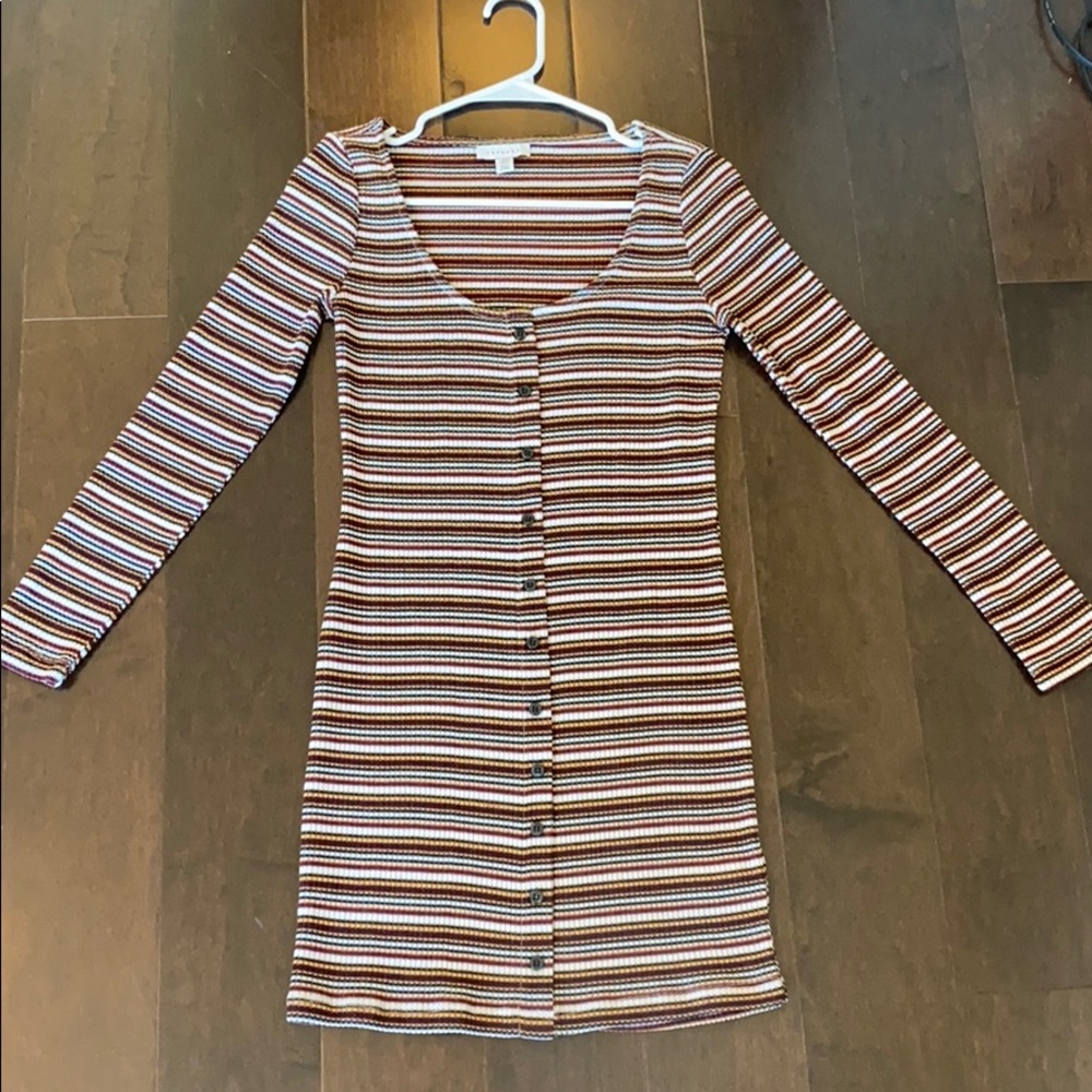TOPSHOP knit dress with buttons